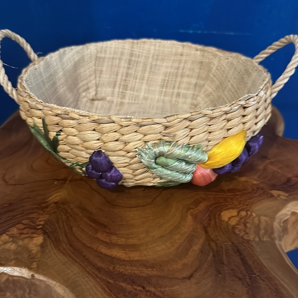 Vintage Set of 3  1950’s Handwoven Decorative Raffia Baskets - Picture 4 of 5